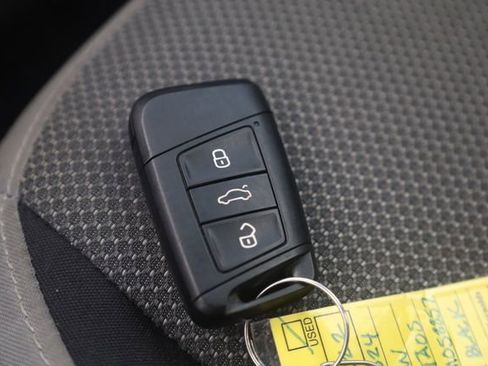 Used 2024 Volkswagen Taos S FWD image 22