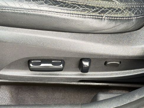 Used 2011 Hyundai Sonata SE FWD image 13