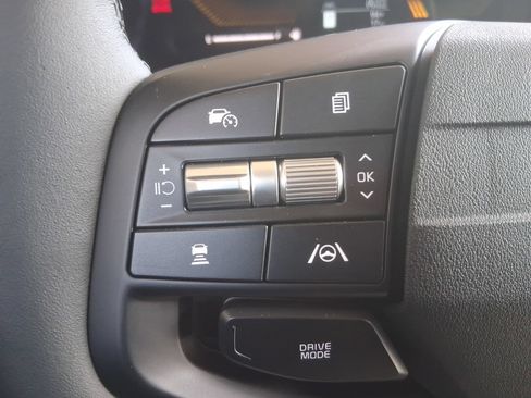 New 2026 Kia Sportage LX FWD image 11