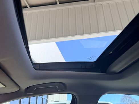 Used 2015 Acura TLX image 14