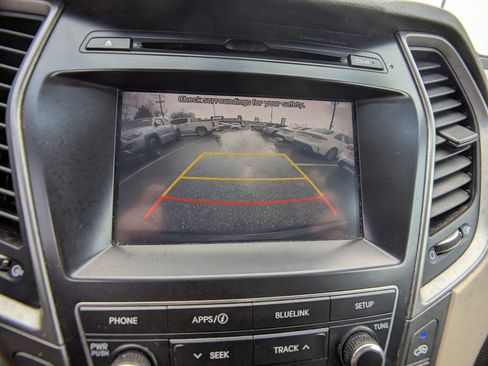 Used 2019 Hyundai Santa Fe XL SE FWD image 22