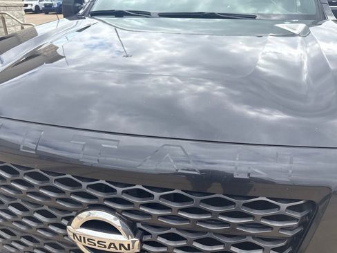 Used 2018 Nissan Titan SL w/ Midnight Edition AWD/4WD image 5