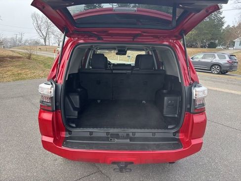 Used 2024 Toyota 4Runner SR5 Premium AWD/4WD image 6