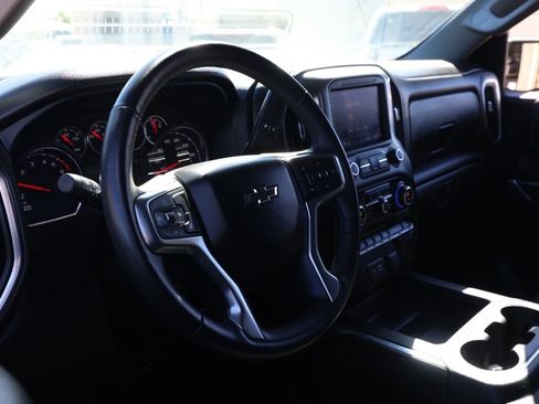 Used 2022 Chevrolet Silverado 1500 RST image 14