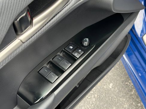 Used 2025 Toyota Camry SE FWD image 14
