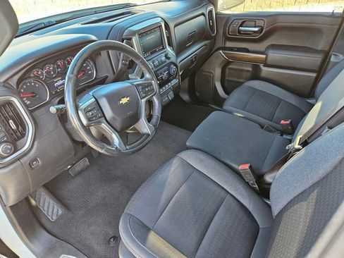 Used 2022 Chevrolet Silverado 1500 LT image 9
