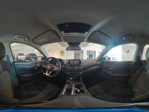Used 2025 Nissan Sentra SV FWD image 41