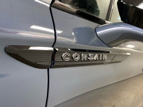 New 2025 Lincoln Corsair Reserve w/ Jet Appearance Package image 13