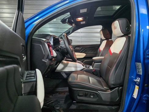 Used 2024 GMC Canyon AT4X w/ AT4X AEV Edition image 15