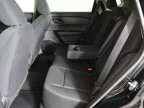 Used 2024 Nissan Rogue S AWD/4WD image 15
