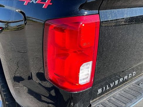 Used 2018 Chevrolet Silverado 1500 LTZ w/ Texas Edition AWD/4WD image 28