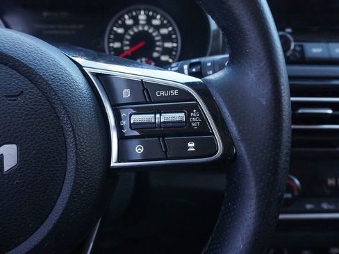 Used 2022 Kia Seltos SX w/ Sunroof Package image 37