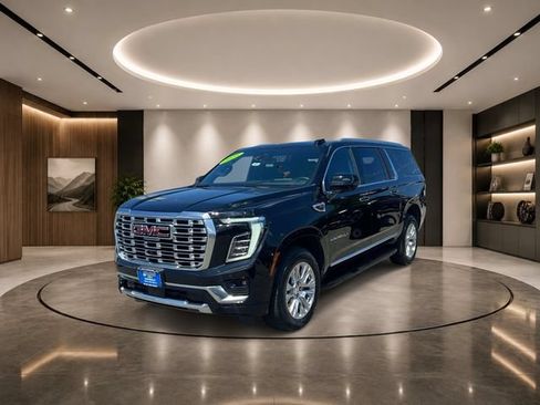 Certified 2025 GMC Yukon XL Denali AWD/4WD image 2