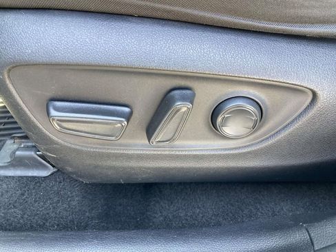 Used 2022 Toyota RAV4 XLE FWD image 20
