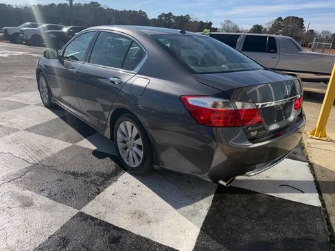 Used 2013 Honda Accord Touring image 6