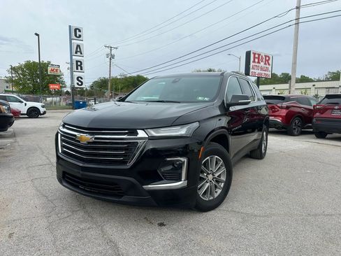 Used 2024 Chevrolet Traverse LT AWD/4WD image 1