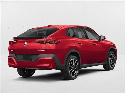 New 2026 BMW X2 xDrive28i w/ Technology Package AWD/4WD image 2