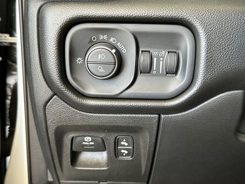 Used 2025 RAM 1500 Big Horn image 19