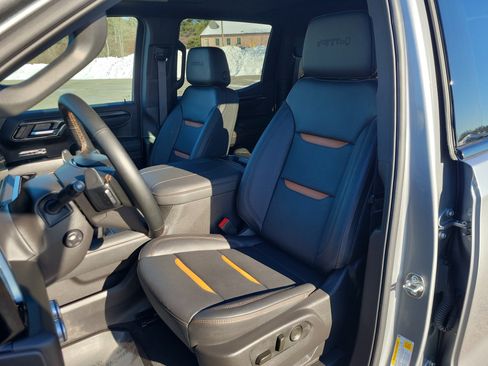 Certified 2025 GMC Sierra 1500 AT4 w/ AT4 Premium Package image 14