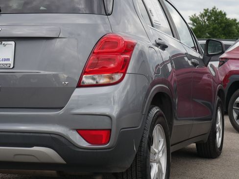 Used 2020 Chevrolet Trax LT FWD image 20