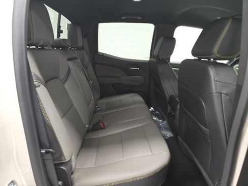 New 2026 Chevrolet Colorado ZR2 w/ Technology Package image 26