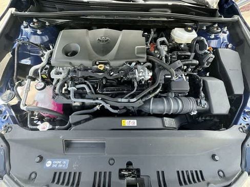 Used 2025 Toyota Camry LE image 23