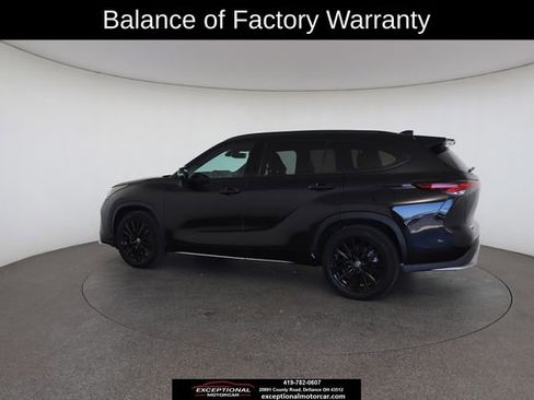 Used 2025 Toyota Highlander XSE AWD/4WD image 9