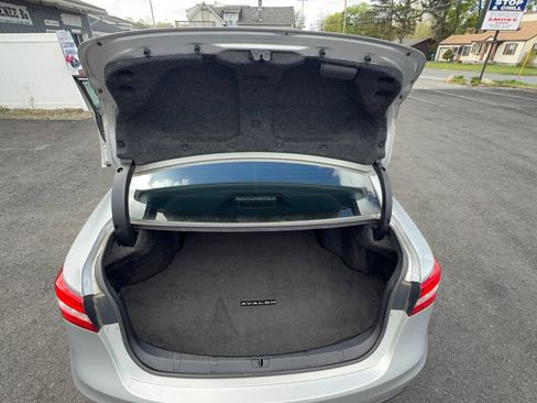 Used 2013 Toyota Avalon XLE Touring image 19