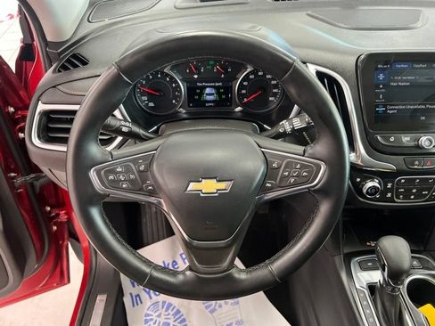 Used 2024 Chevrolet Equinox Premier AWD/4WD image 24