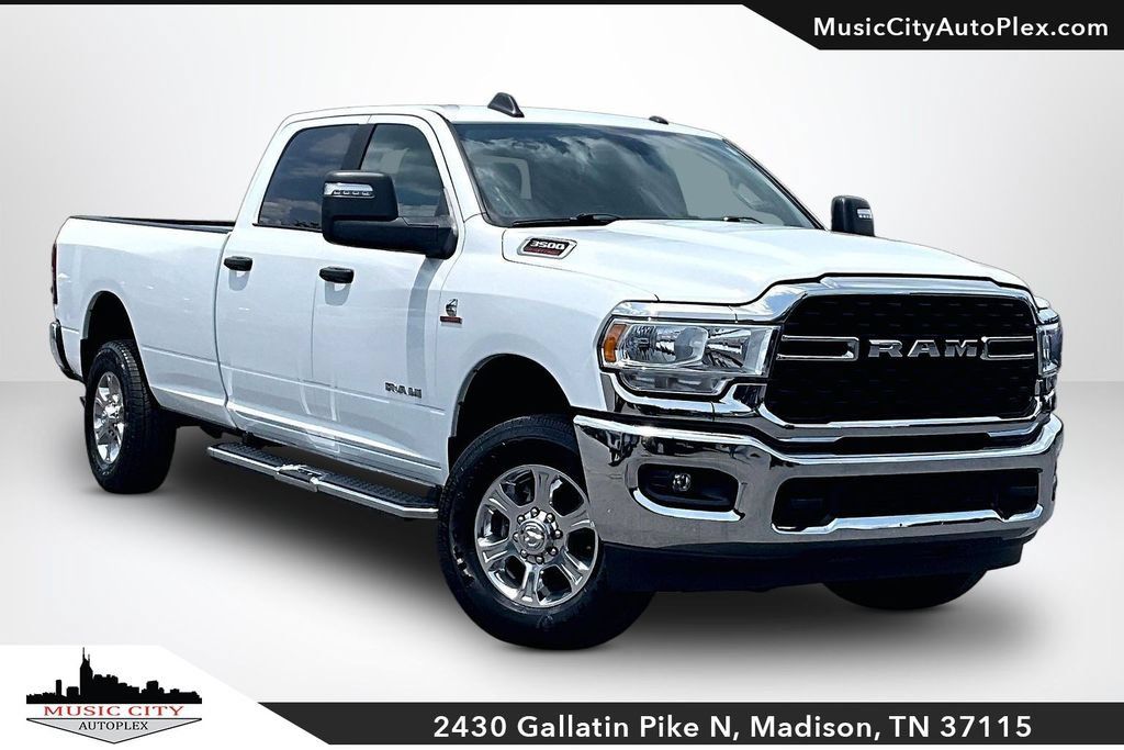 Used 2024 RAM 3500 Big Horn AWD/4WD image 1