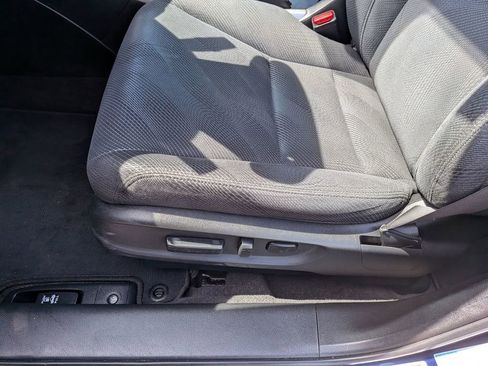 Used 2017 Honda Accord Hybrid Sedan image 12
