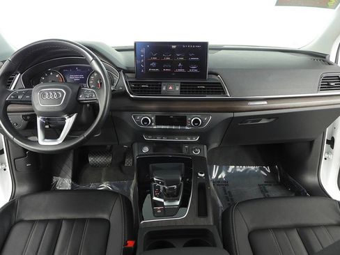 Used 2023 Audi Q5 2.0T Premium w/ Convenience Package AWD/4WD image 25