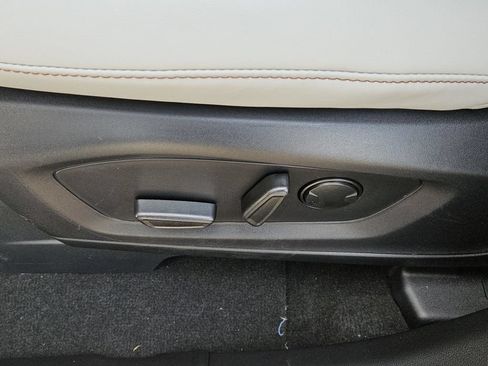 New 2026 Ford Explorer Active w/ Active Comfort Package RWD image 27