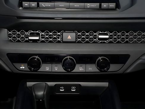 Certified 2025 Honda Accord SE image 23