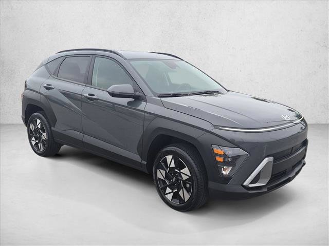 Used 2025 Hyundai Kona SEL AWD/4WD image 3