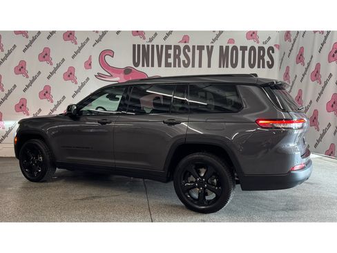Used 2023 Jeep Grand Cherokee L Laredo RWD image 13