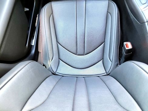 Used 2019 Lexus UX 200 F Sport image 26