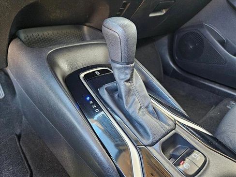 Used 2021 Toyota Corolla LE image 15