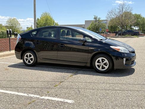 Used 2012 Toyota Prius Three FWD image 7