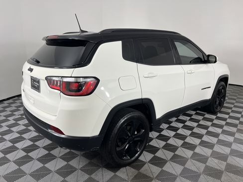 Used 2018 Jeep Compass Latitude w/ Popular Equipment Group image 12