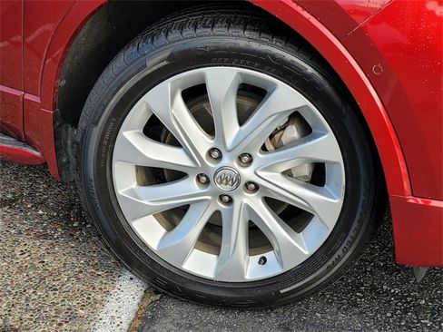 Used 2018 Buick Envision Premium w/ Driver Confidence Package image 10