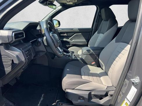 Used 2025 Toyota Tacoma TRD Off-Road image 10