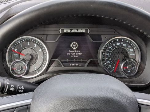 Used 2023 RAM 1500 Big Horn image 27