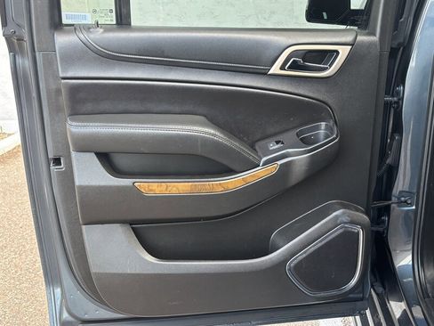 Used 2019 GMC Yukon XL Denali image 52