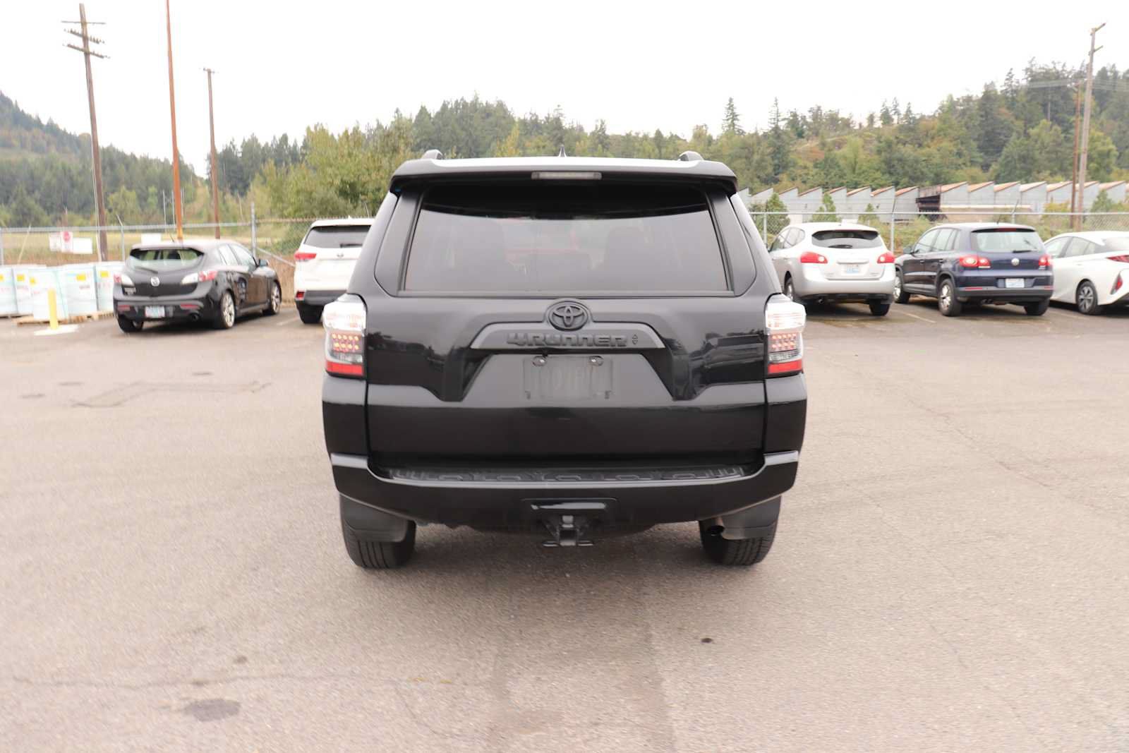 Used 2024 Toyota 4Runner SR5 Premium w/ Moonroof Package AWD/4WD image 6