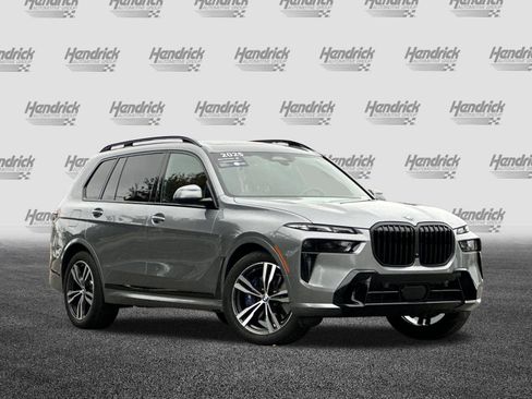 Certified 2025 BMW X7 xDrive40i w/ M Sport Package image 2