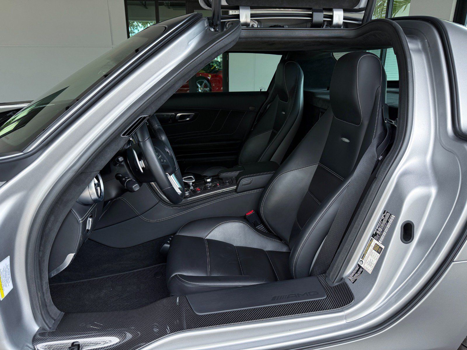 Used 2012 Mercedes-Benz SLS AMG Coupe image 22
