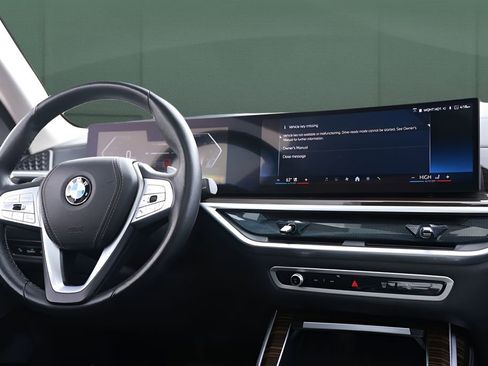 Used 2025 BMW X7 xDrive40i image 22