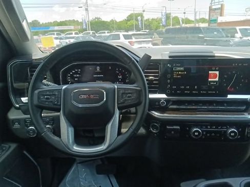 Used 2024 GMC Sierra 1500 Elevation AWD/4WD image 25