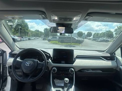 Used 2023 Toyota RAV4 XLE w/ Convenience Package FWD image 16